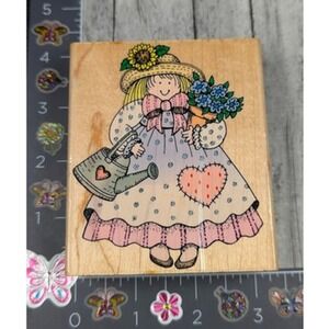 Hero Arts Garden Gal H1023 Flowers Heart Rubber Stamp Wood #F6